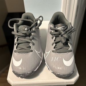 Nike size 11c softball cleats new